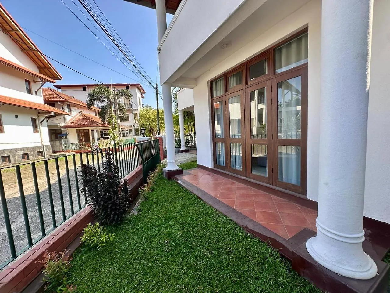 Marine Villa At Negombo Beach